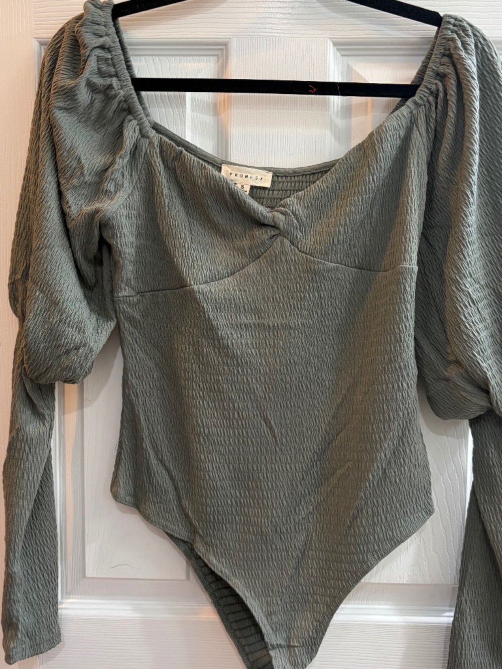 New Promesa Ribbed Textured Sweetheart Neck Puff Juliet Sleeve Bodysuit Olive